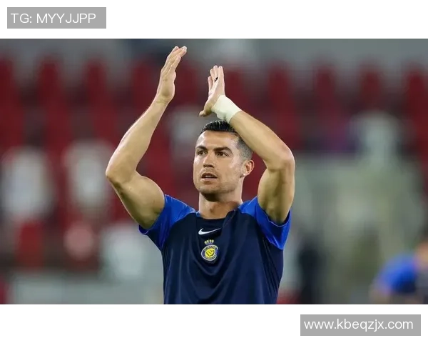 足球明星换球衣的背后故事与球迷的热情互动分析